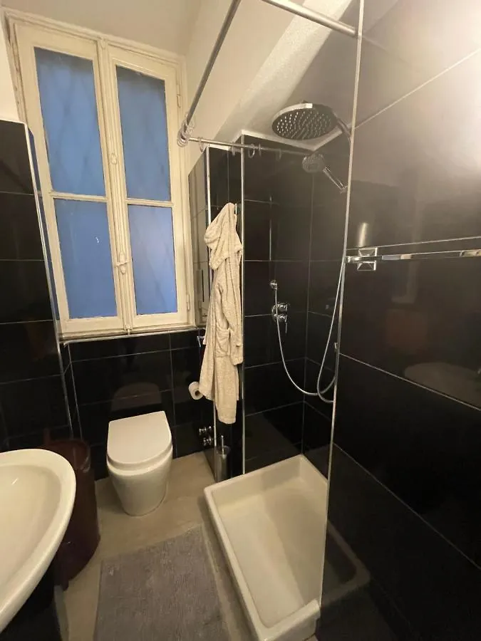 Guest house Deliziosa Stanza Nel Cuore Di Milano Italy