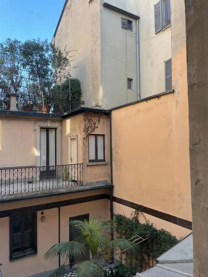 Guest house Deliziosa Stanza Nel Cuore Di Milano